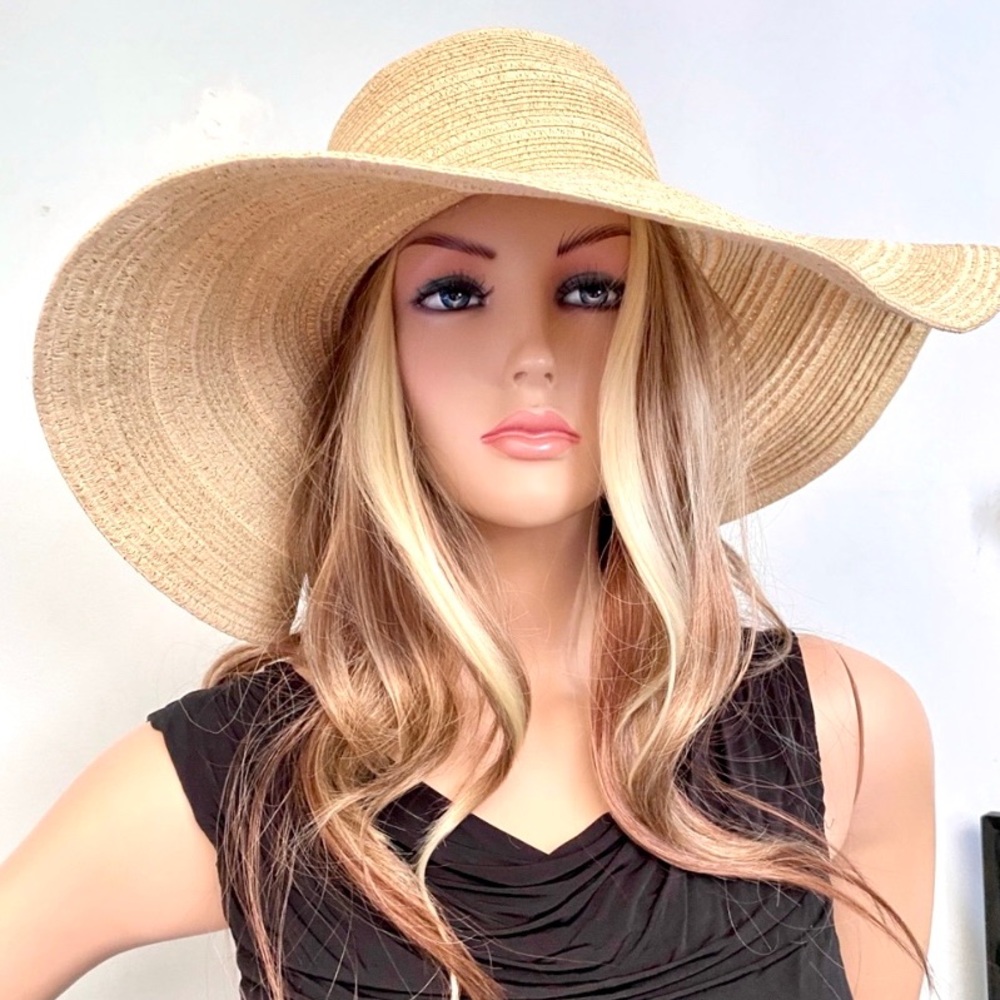 Chic Beige Wide-Brimmed Sun Hat